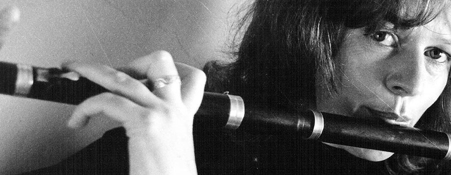 Eithne Ní Uallacháin playing flute